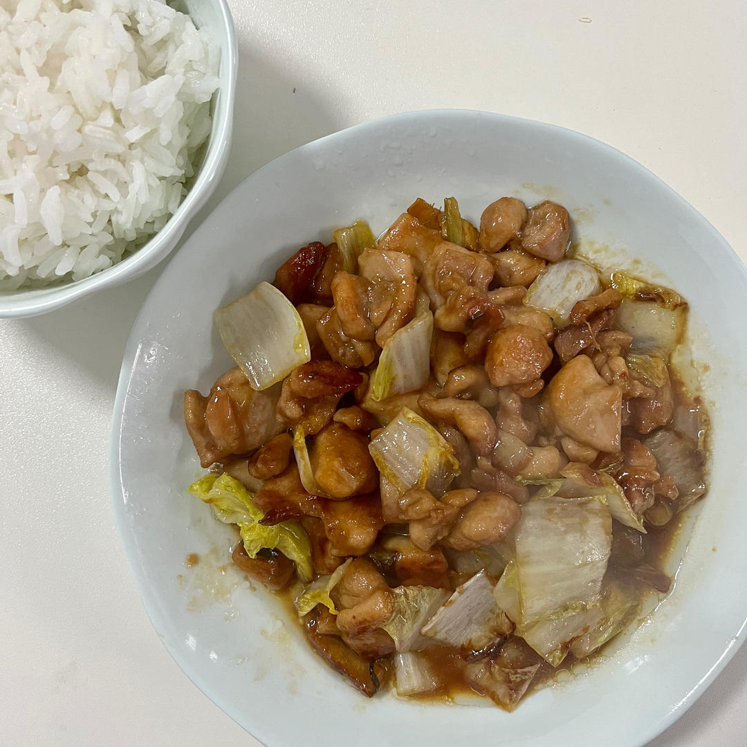 求你们都去做这个不加一滴水的娃娃菜焖鸡腿肉！！
