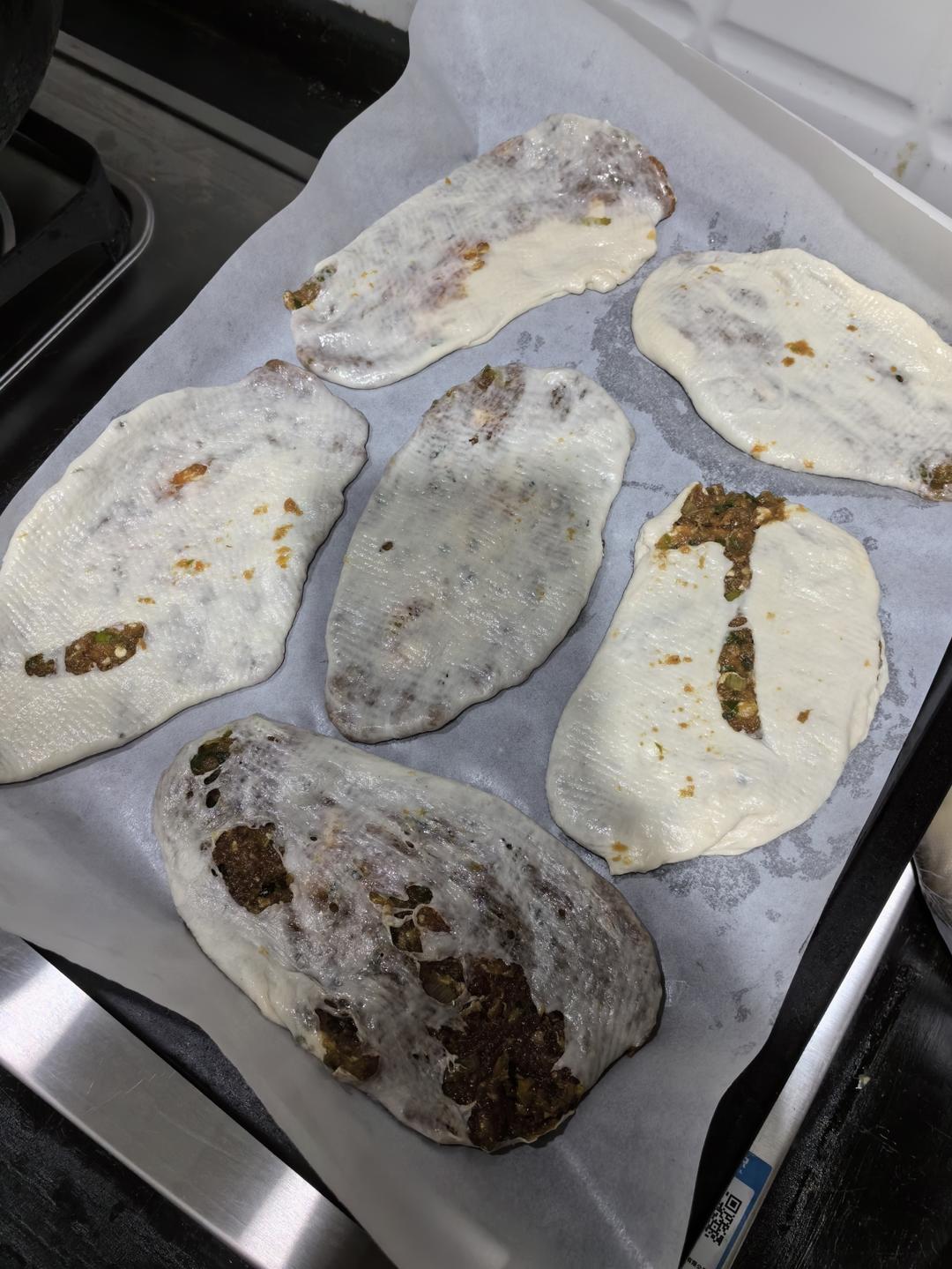 不用和面的快手锅盔，猪肉洋葱锅盔（手抓饼版），酥掉渣超好吃，凉了也不硬