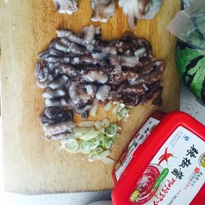 韩国辣酱章鱼的做法 步骤1