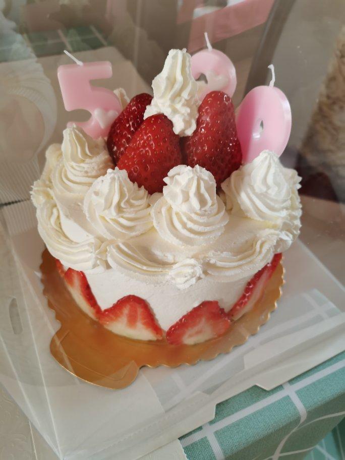 超级简单的味多美同款生日蛋糕（6寸），新手也能高度还原