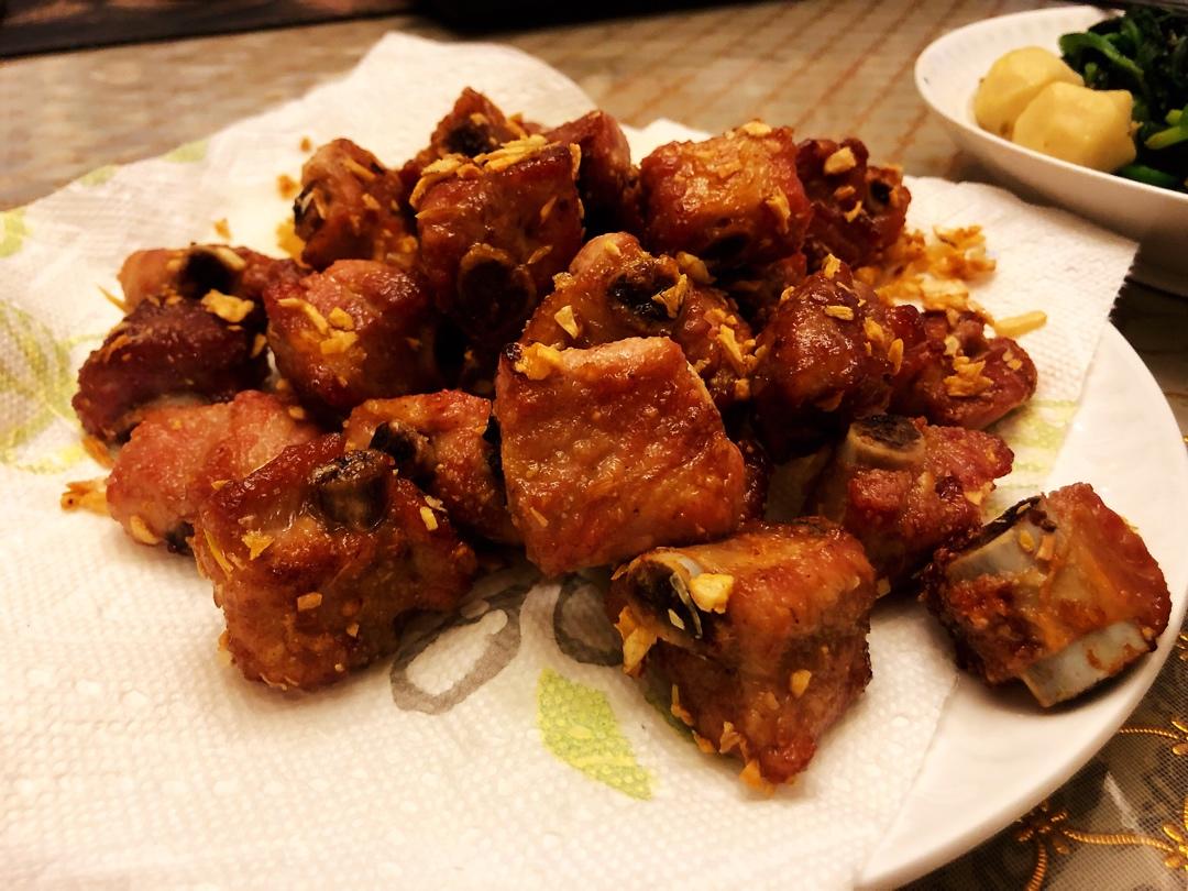 金牌蒜香排骨