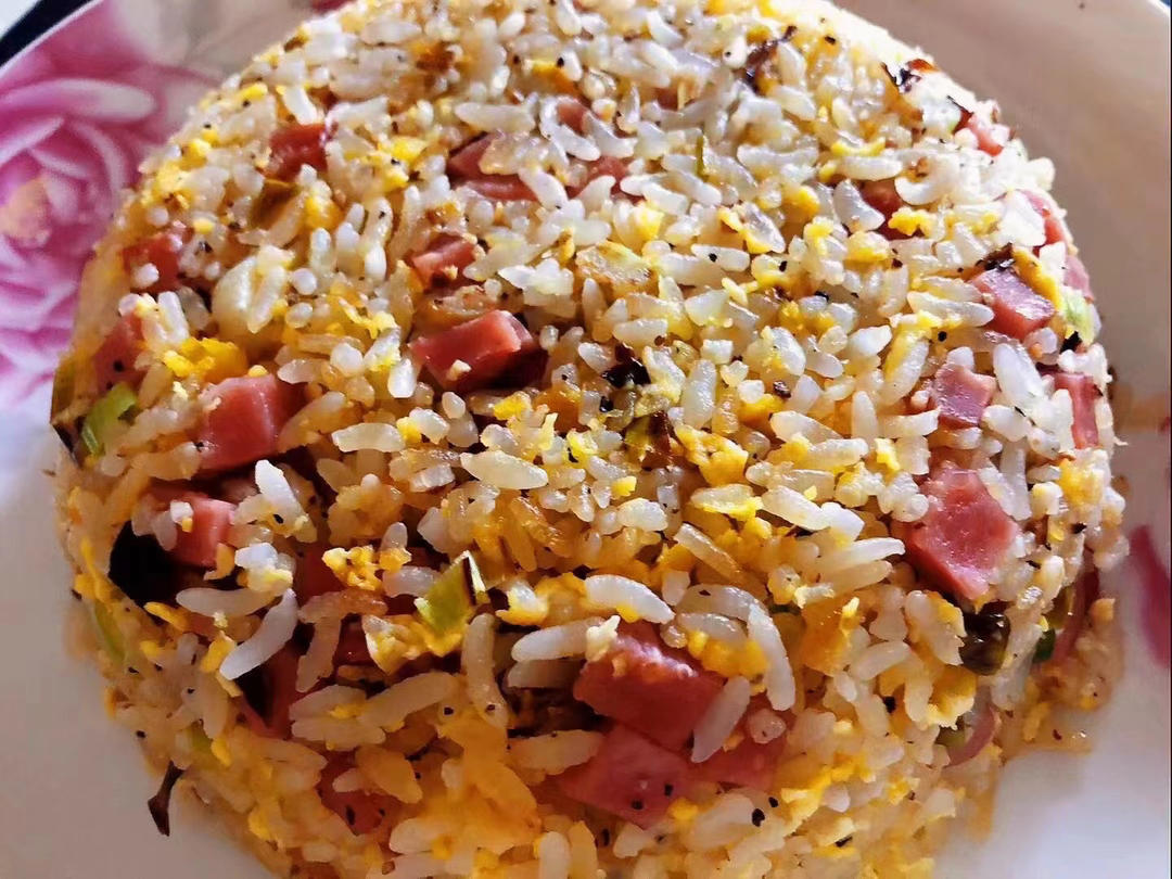 黑椒火腿炒饭