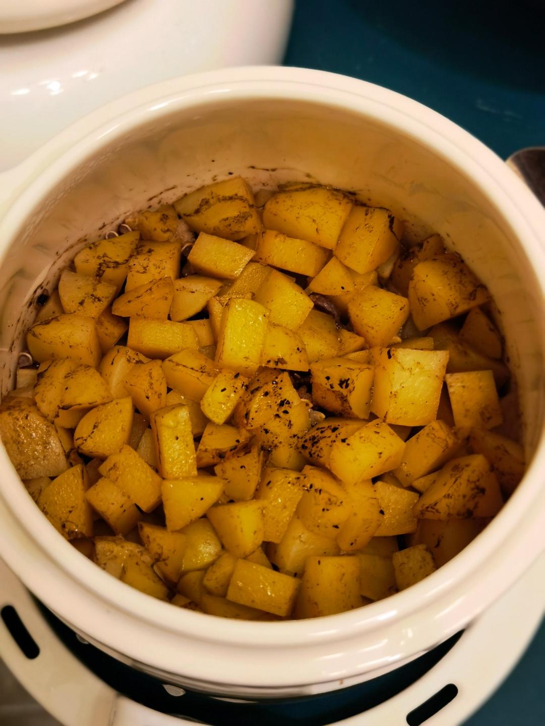 我妈版土豆饭（最简单电饭煲版）