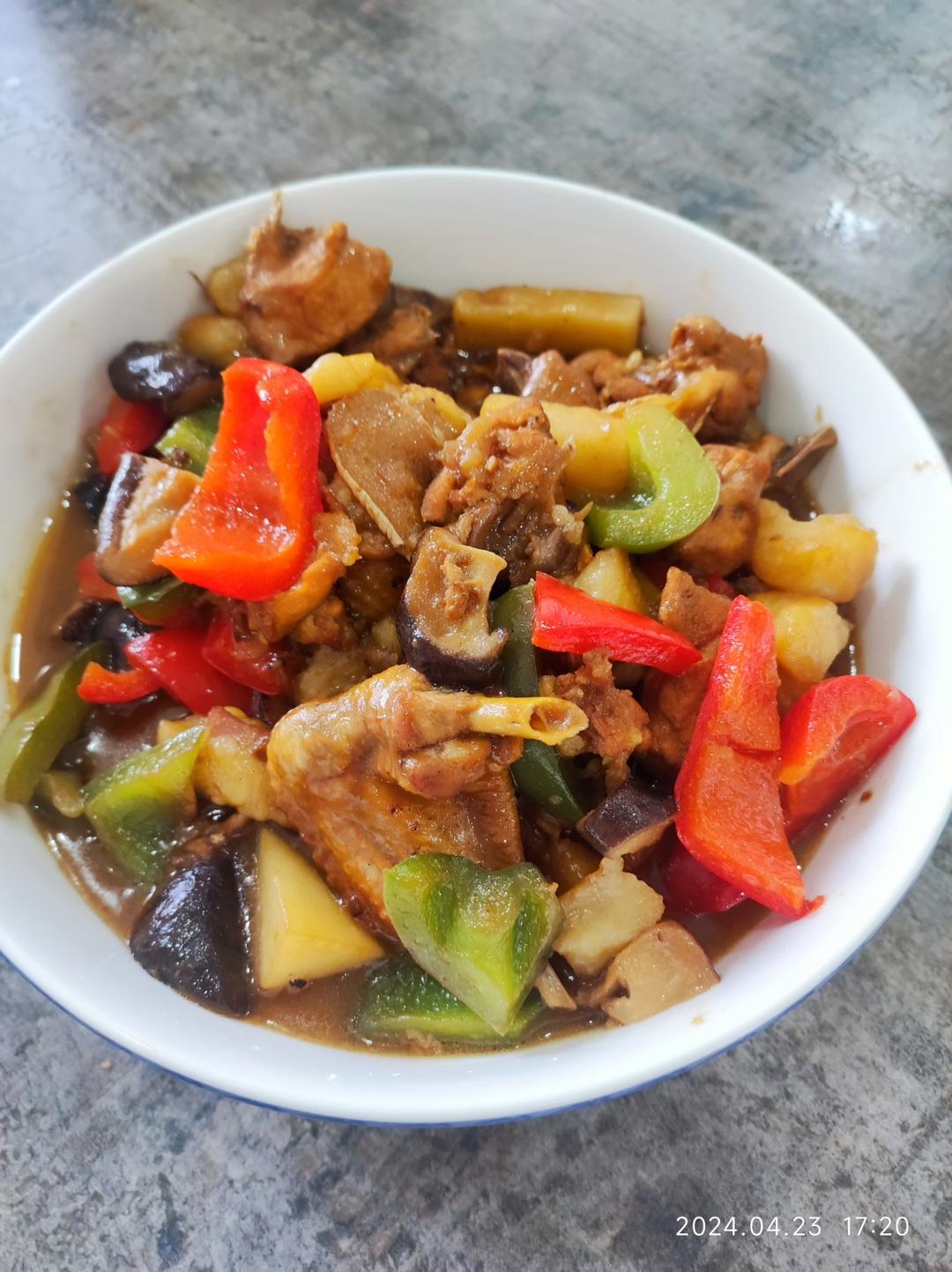 好吃到连汤汁都不剩的黄焖鸡做法，米饭杀手