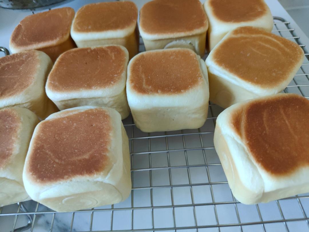 奶香迷你吐司🍞