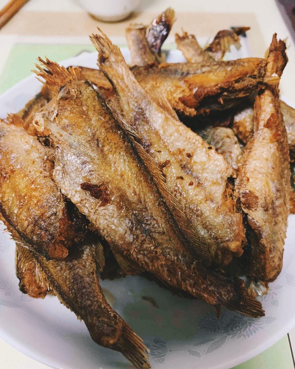 香酥罐头鱼（海鲜大餐直播菜单）