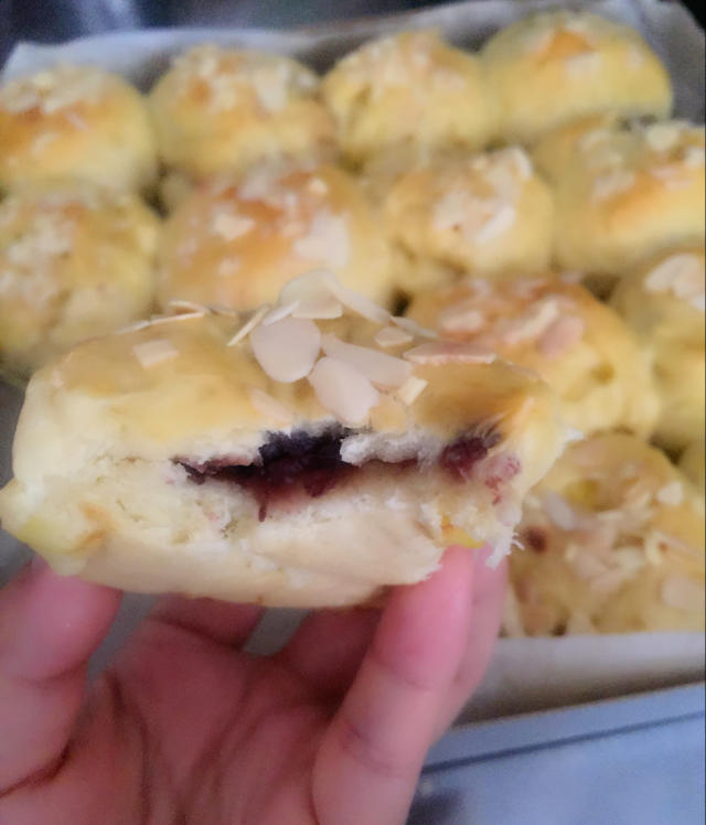鲜奶油小餐包（一次发酵）