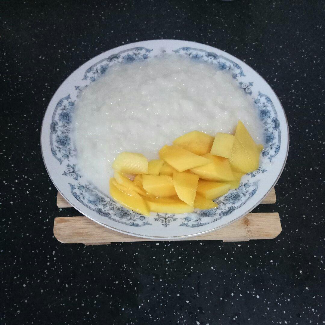 椰浆芒果糯米饭