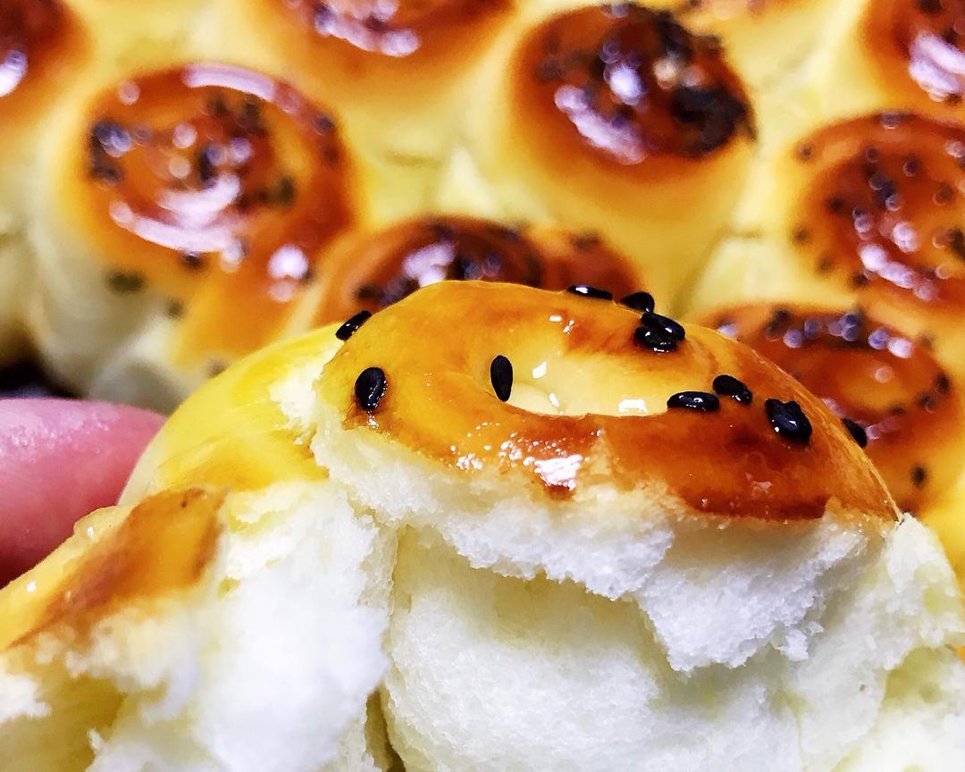 受欢迎的蜂蜜小面包