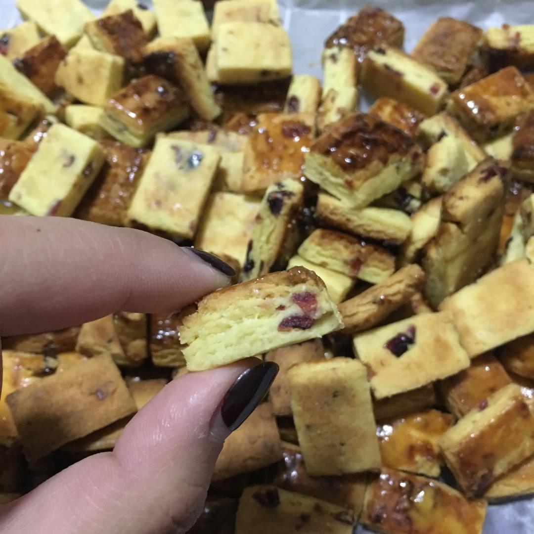 蔓越莓(葡萄)奶酥  适合给孩子的少糖配方😉