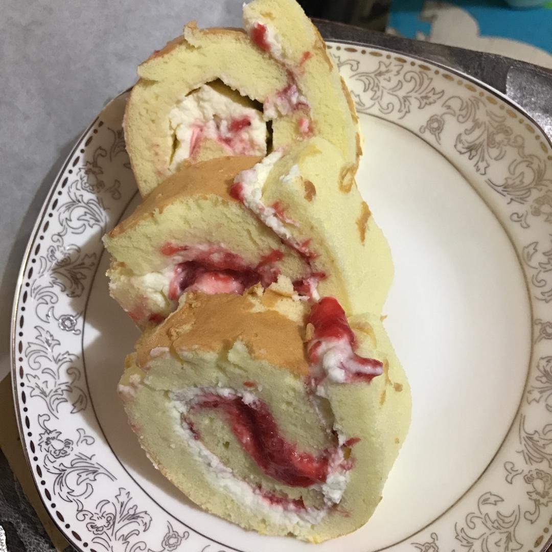 《Tinrry下午茶》教你做基础原味蛋糕卷