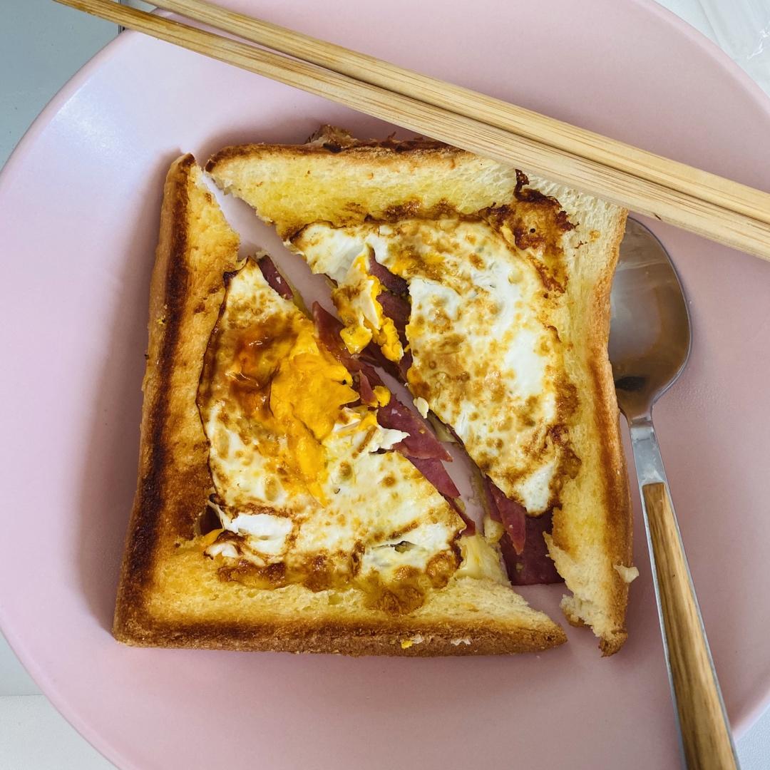 快手早餐：一片吐司三明治