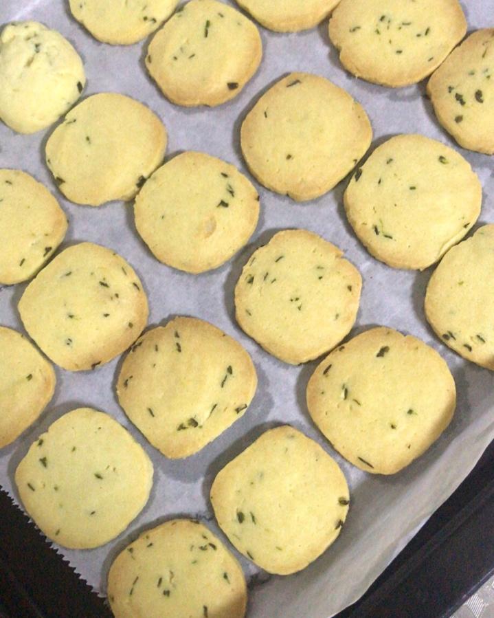 葱香曲奇——酥脆的咸味饼干