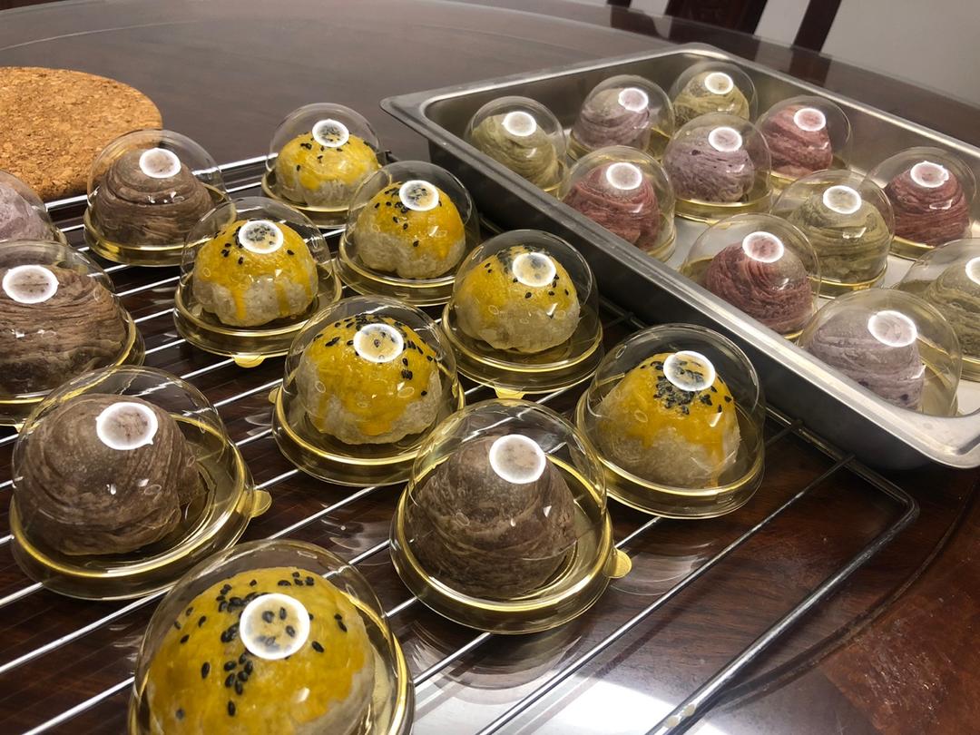 蛋黄酥~紫薯、抹茶、原味~花好月圆，中秋快乐~内附一次做六色蛋黄酥方法~