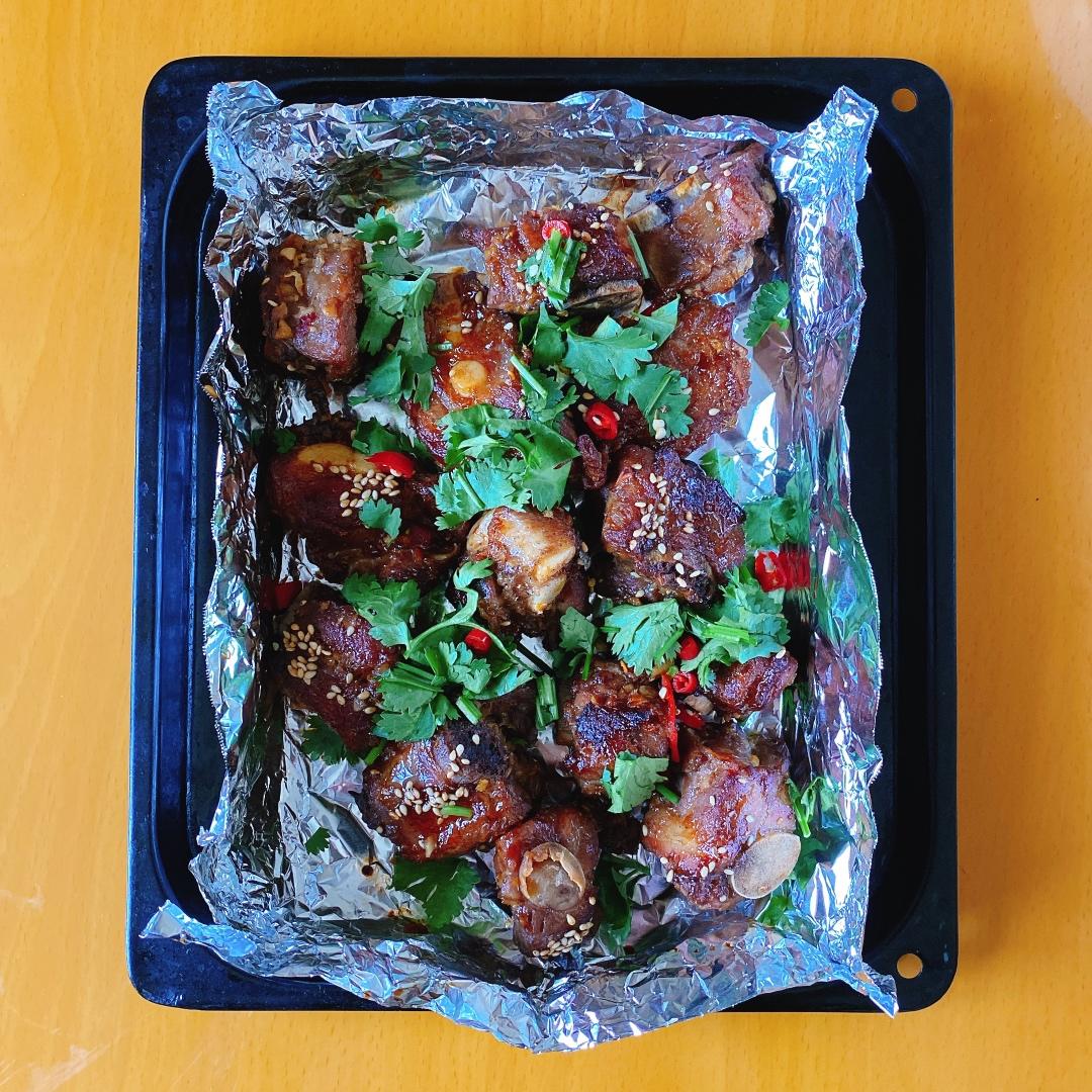 滋滋烤排骨——排骨最好吃的做法没有之一！