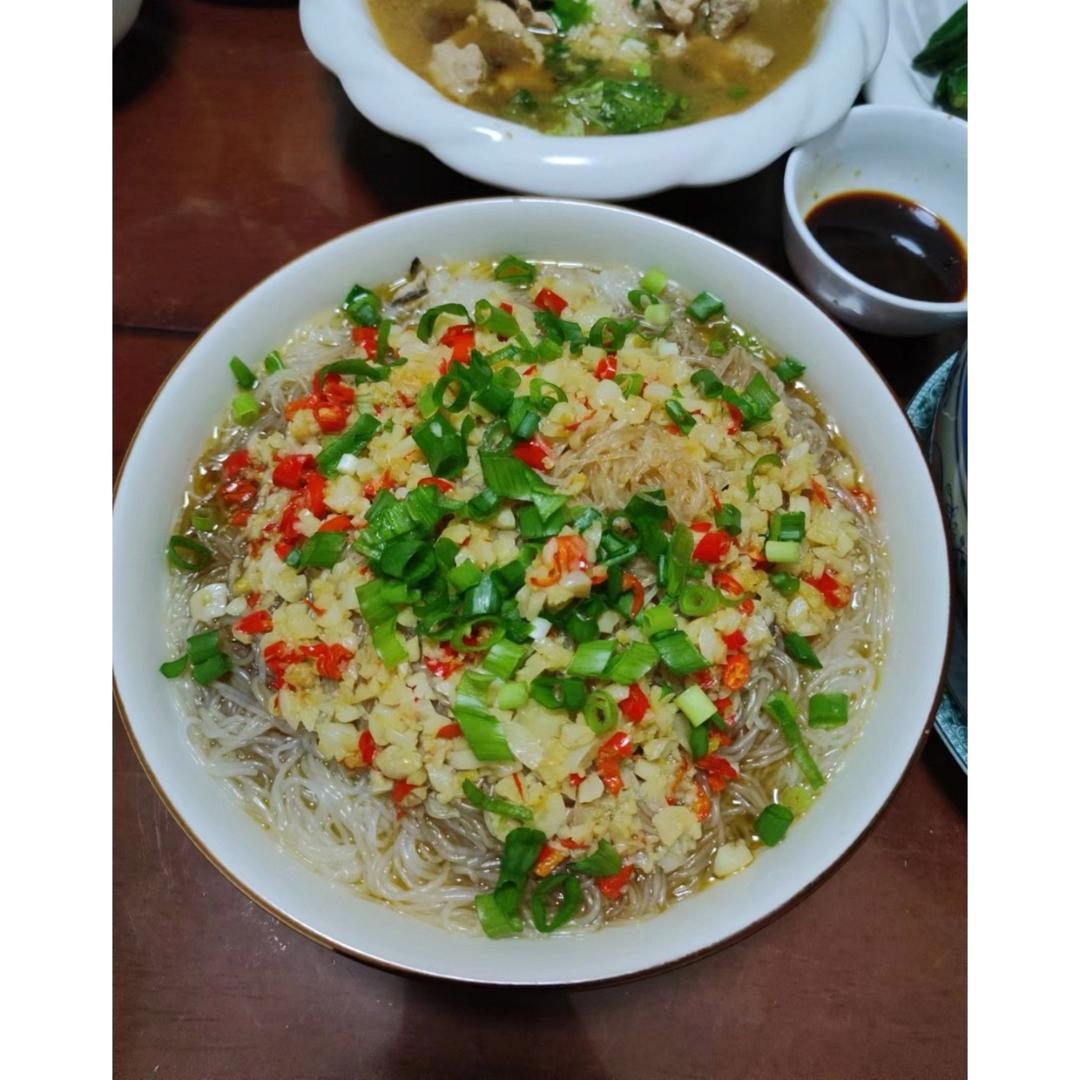 蒜蓉粉丝蒸生蚝