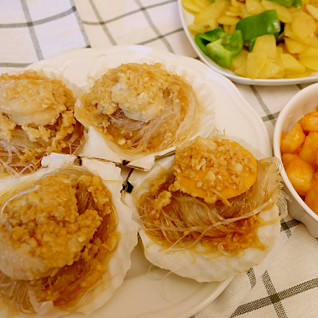 蒜蓉粉丝蒸扇贝