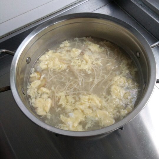 金针菇鸡蛋汤