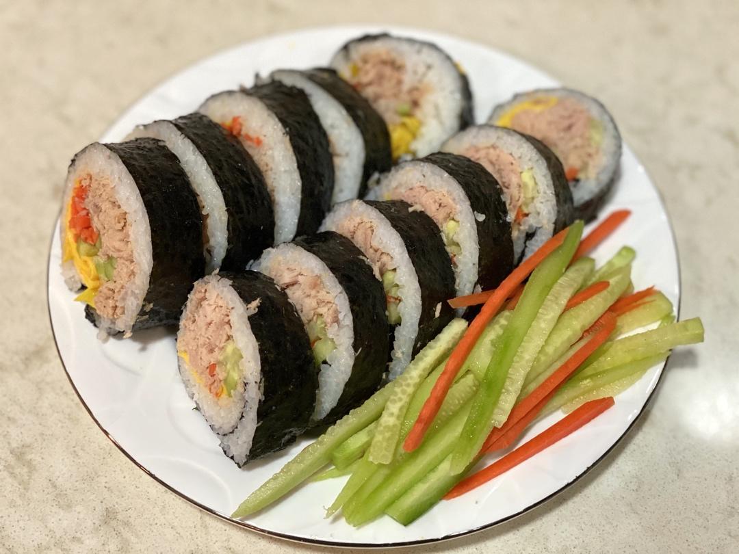 高颜值的紫菜包饭