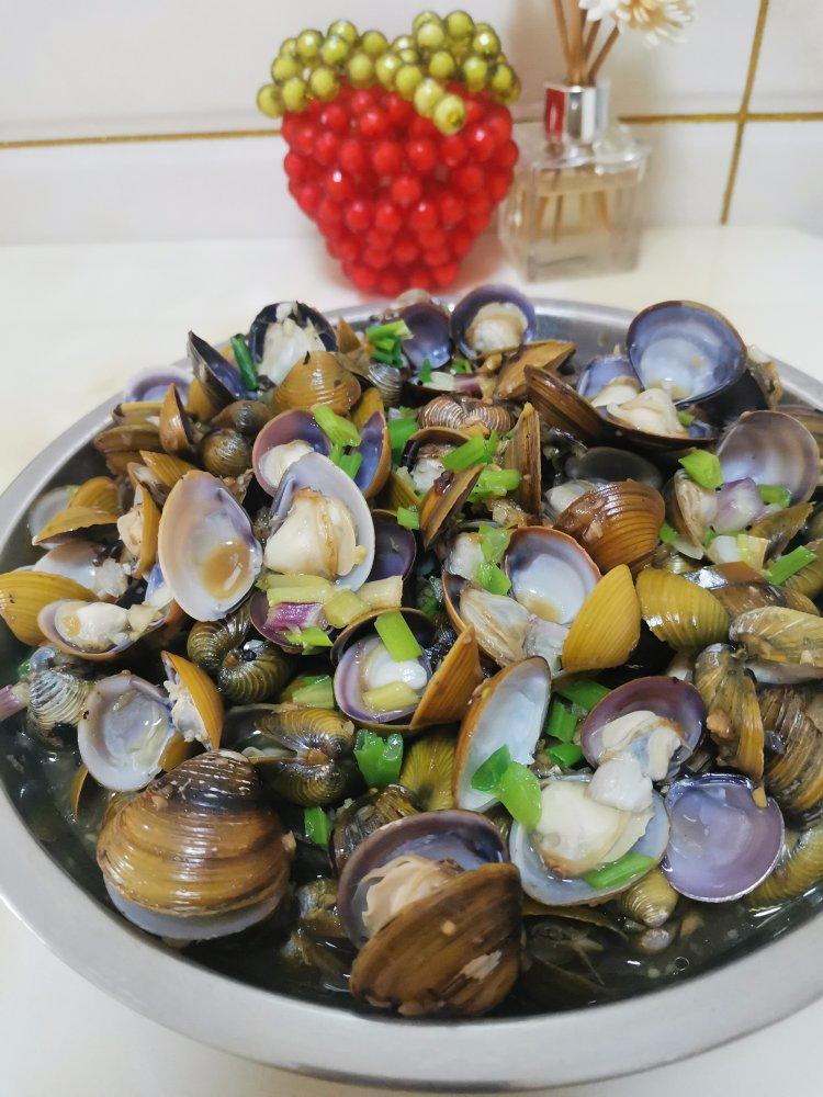 dx喜乐多做的蒜蓉米椒清蒸黄沙蚬