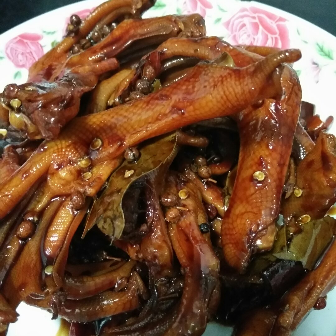 周黑鸭味～～～鸭翅 鸭爪