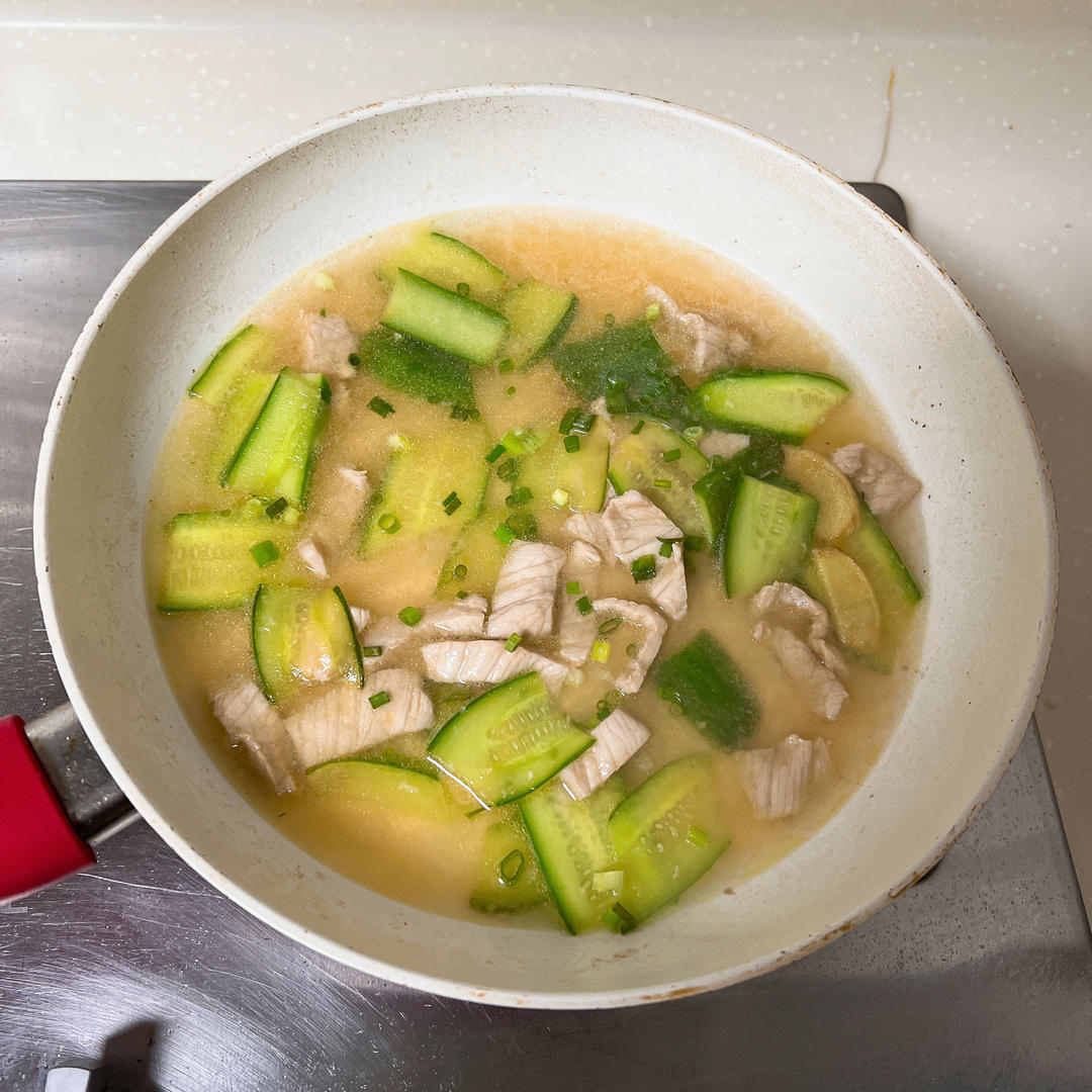 黄瓜肉片汤