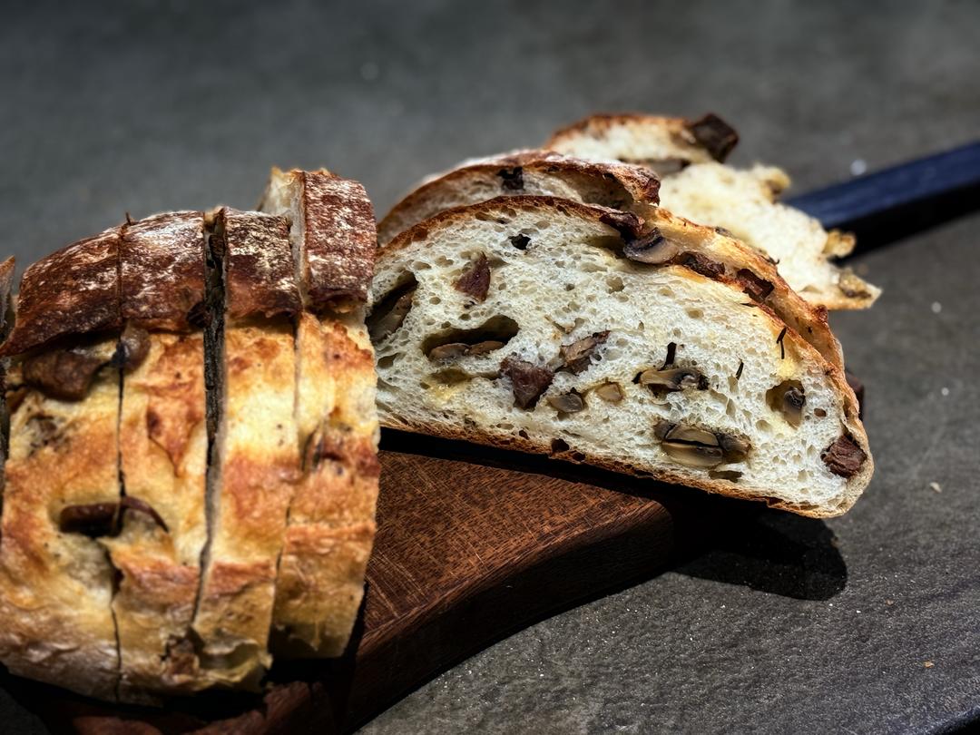 口蘑牛排欧包的做法