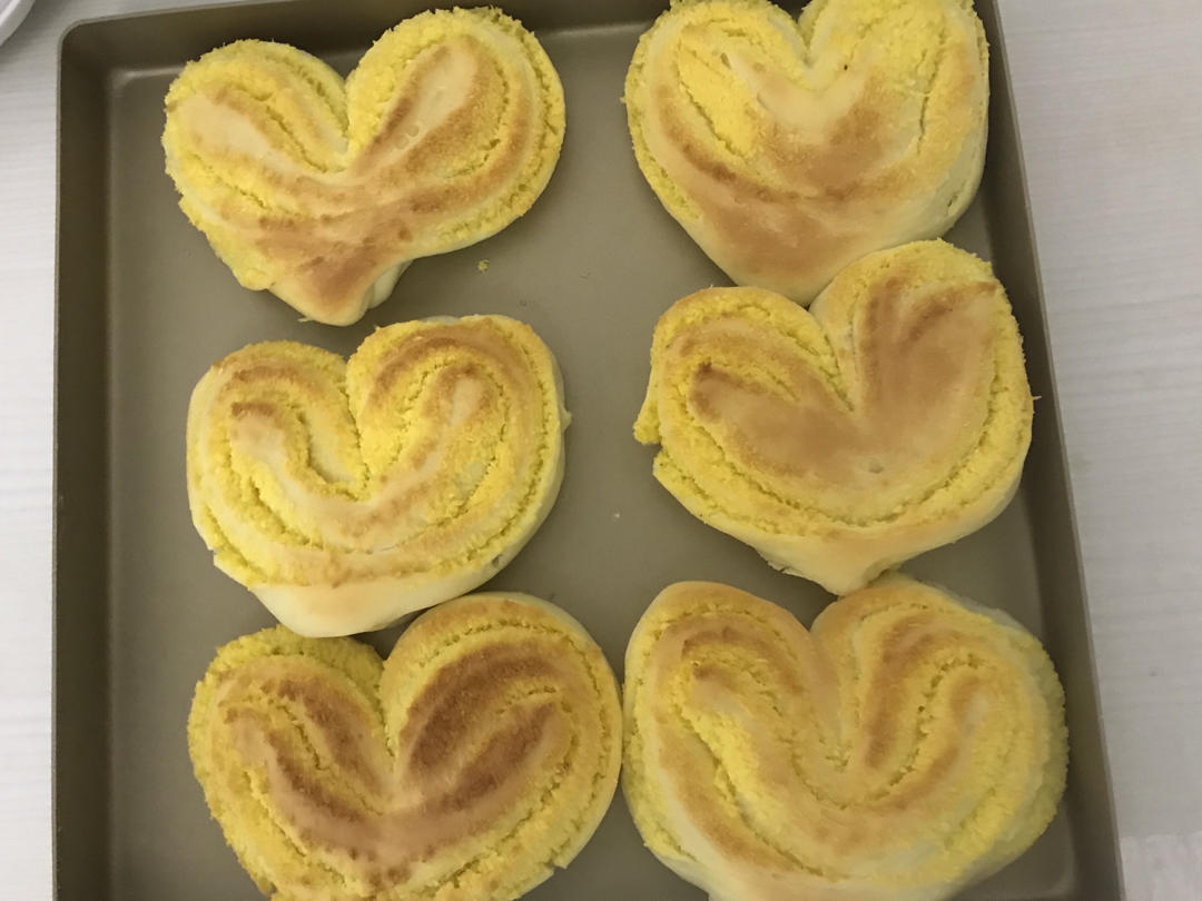 心形❤️椰蓉面包