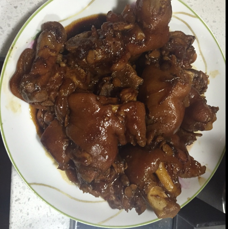 秘制脱骨酱猪蹄---内附视频（脱骨秘诀大起底get✔！）