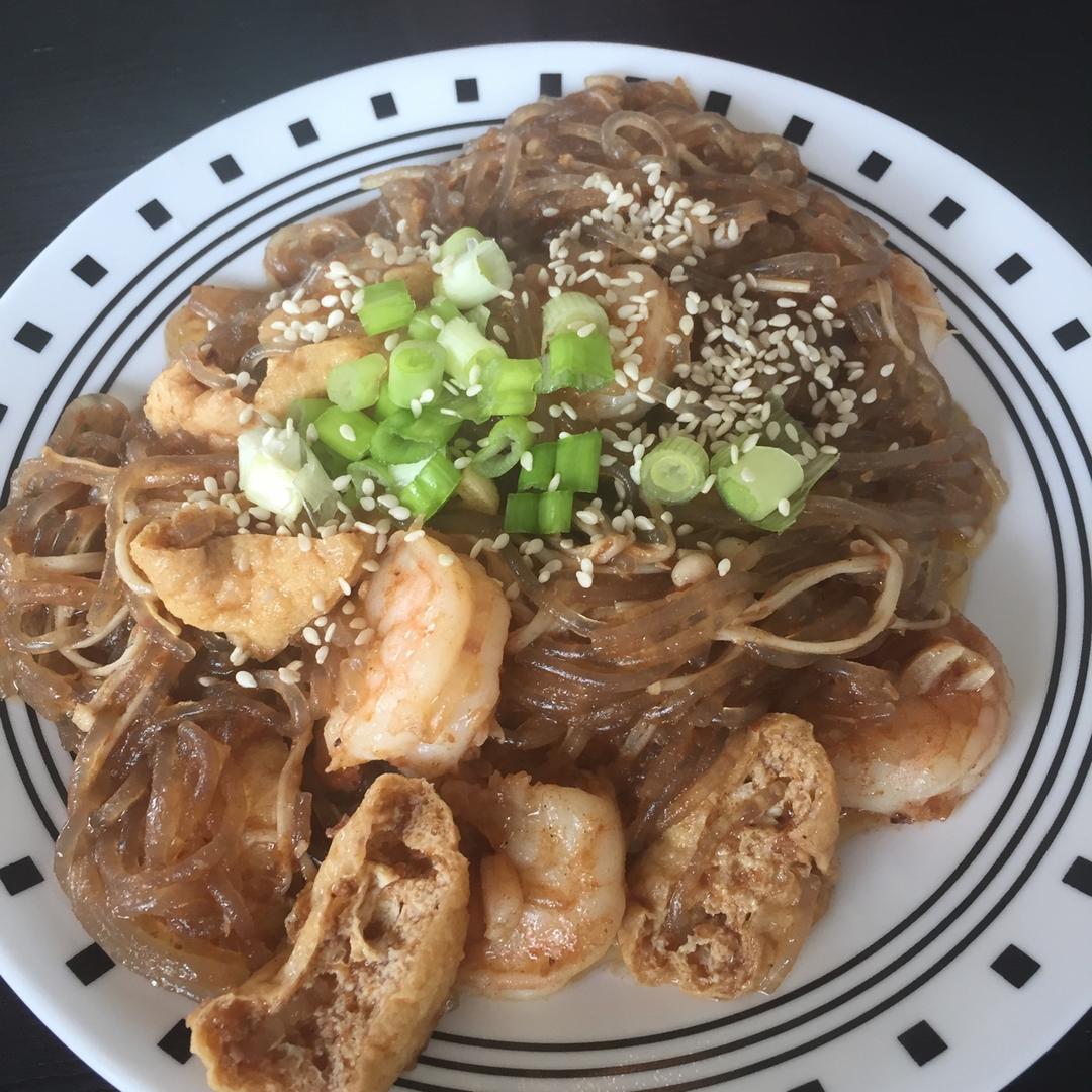 沙茶虾仁粉丝煲