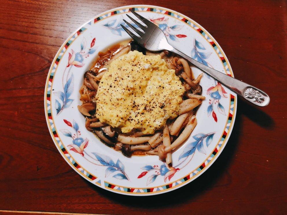 芝香滑蛋盖双菇藜麦饭【健康一锅端】