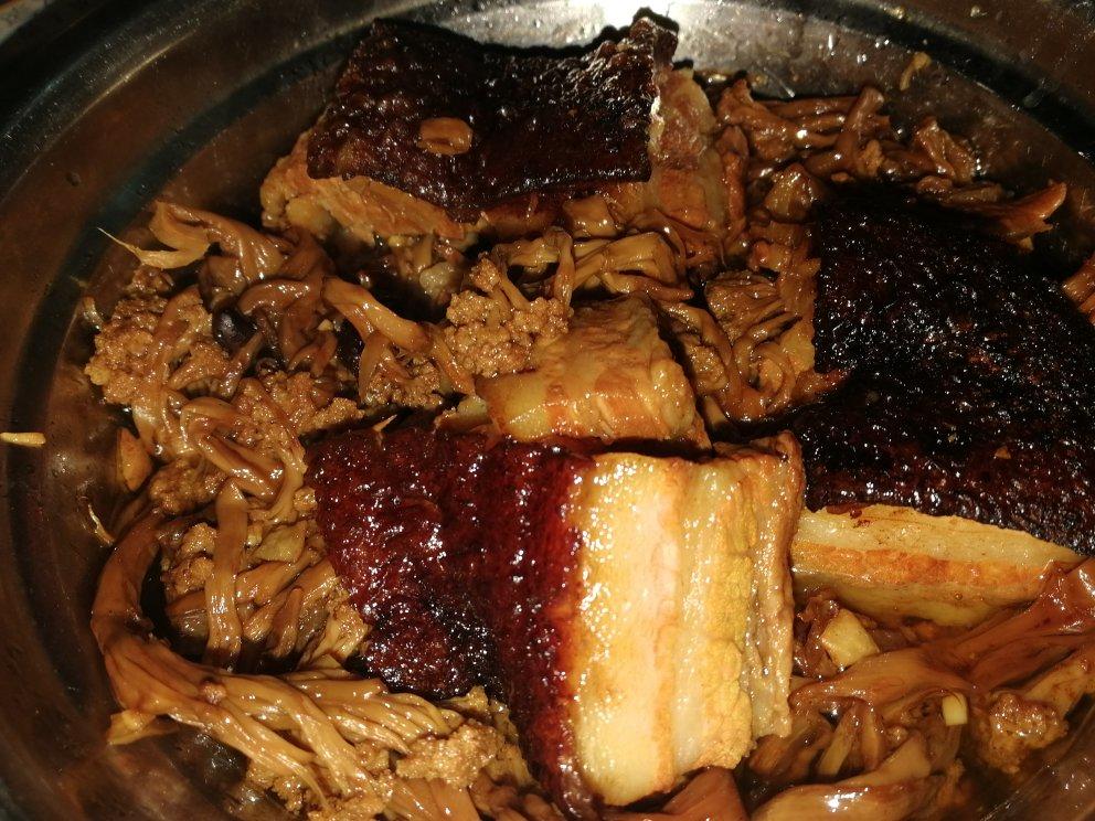 梅菜扣肉（附梅菜焖肉的方法）