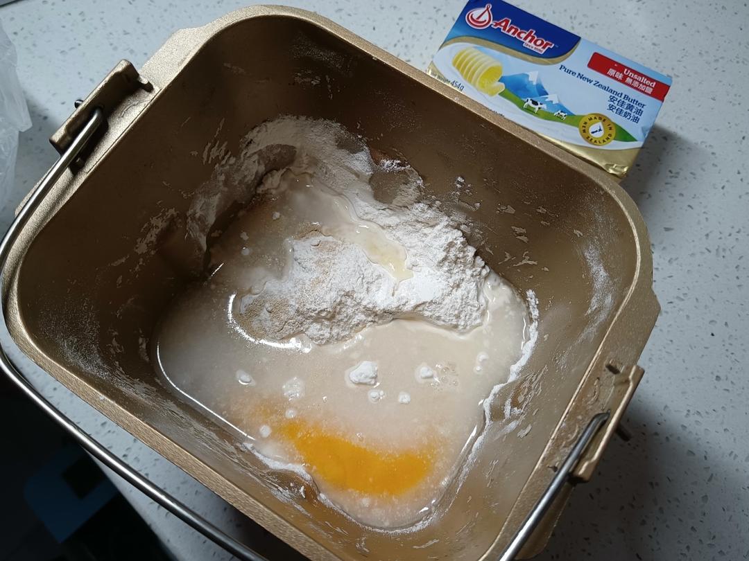 纯奶手撕吐司的做法 步骤1