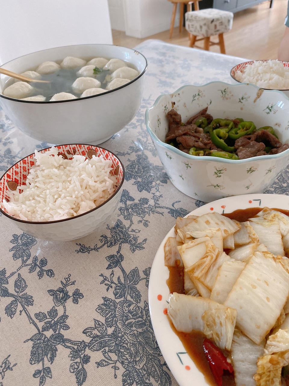 快手小白菜鱼丸汤