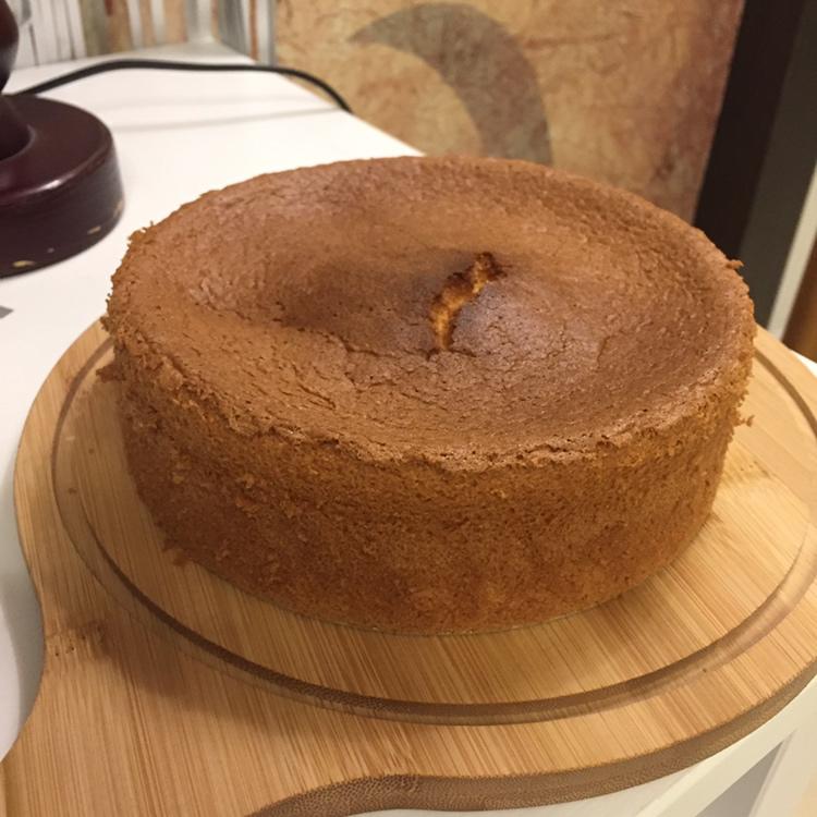 烤箱做蛋糕（戚风蛋糕的做法）