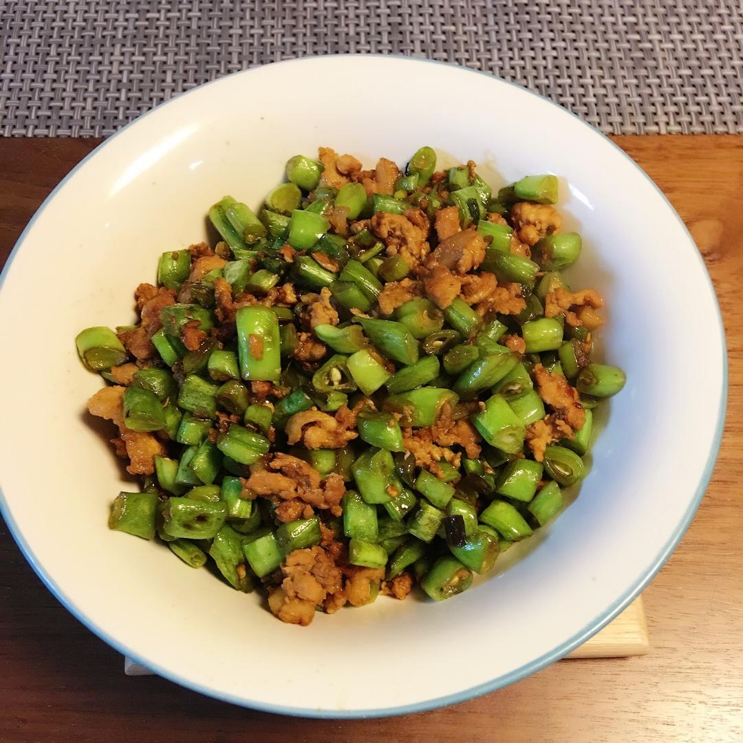 肉沫豆角下饭菜