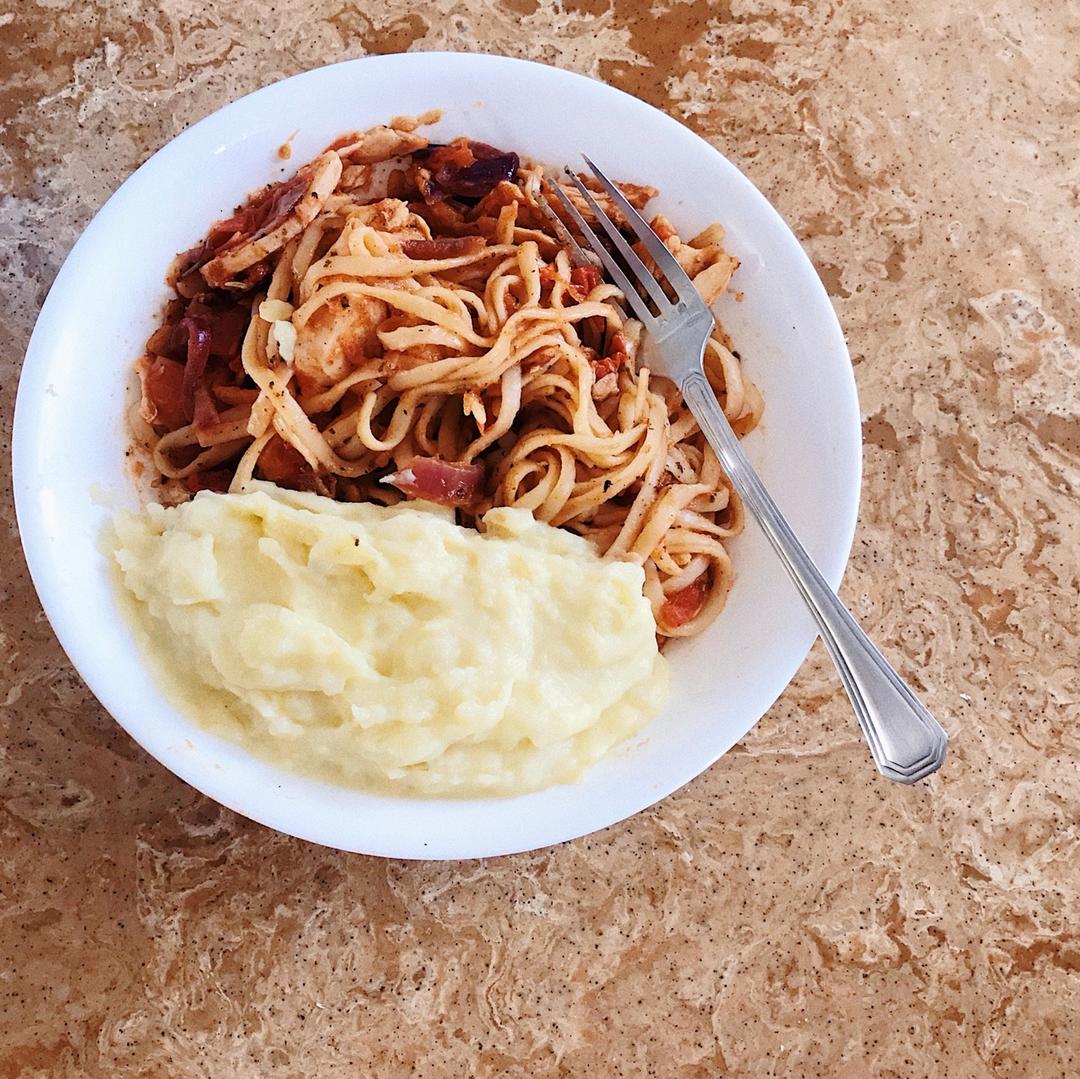 番茄炖鸡胸丨健康·三餐