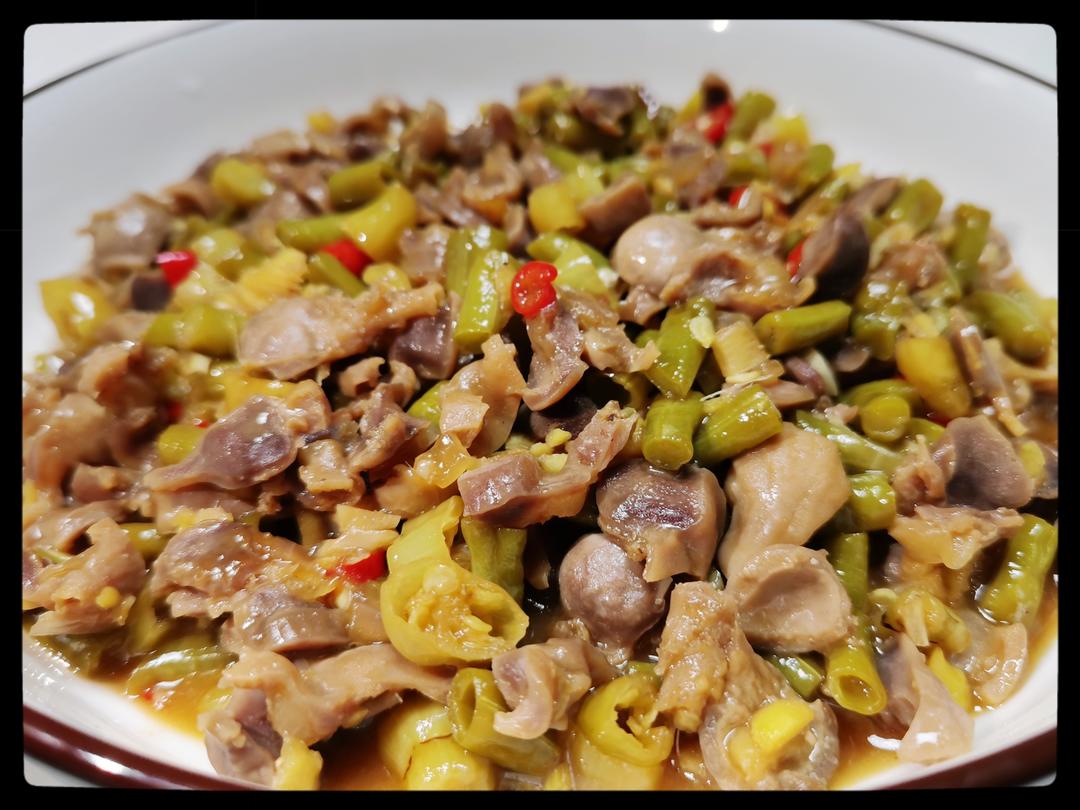 【酸豆角炒鸡肾的做法步骤图,怎么做好吃】狮子仔贝贝mi_下厨房