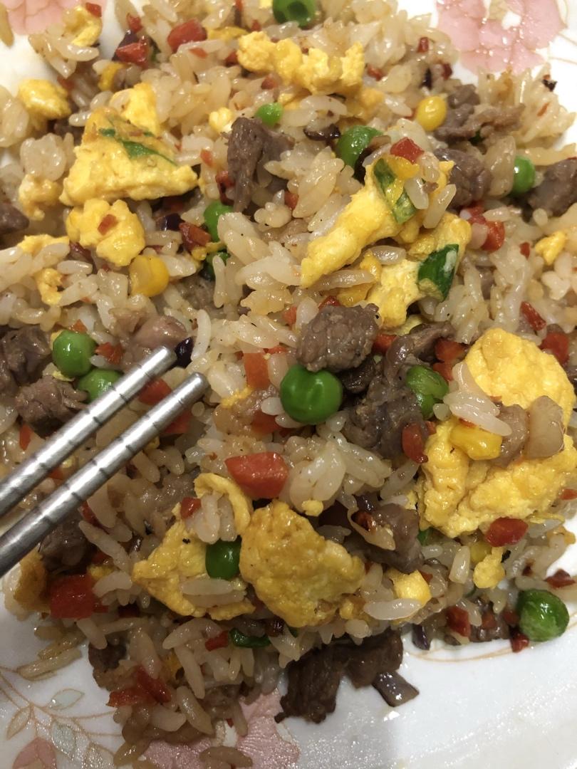 牛排炒饭