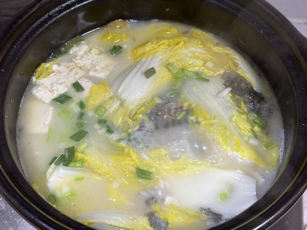 奶白鲫鱼豆腐汤|一条鱼最后的温柔