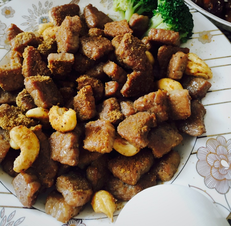 香煎小牛肉