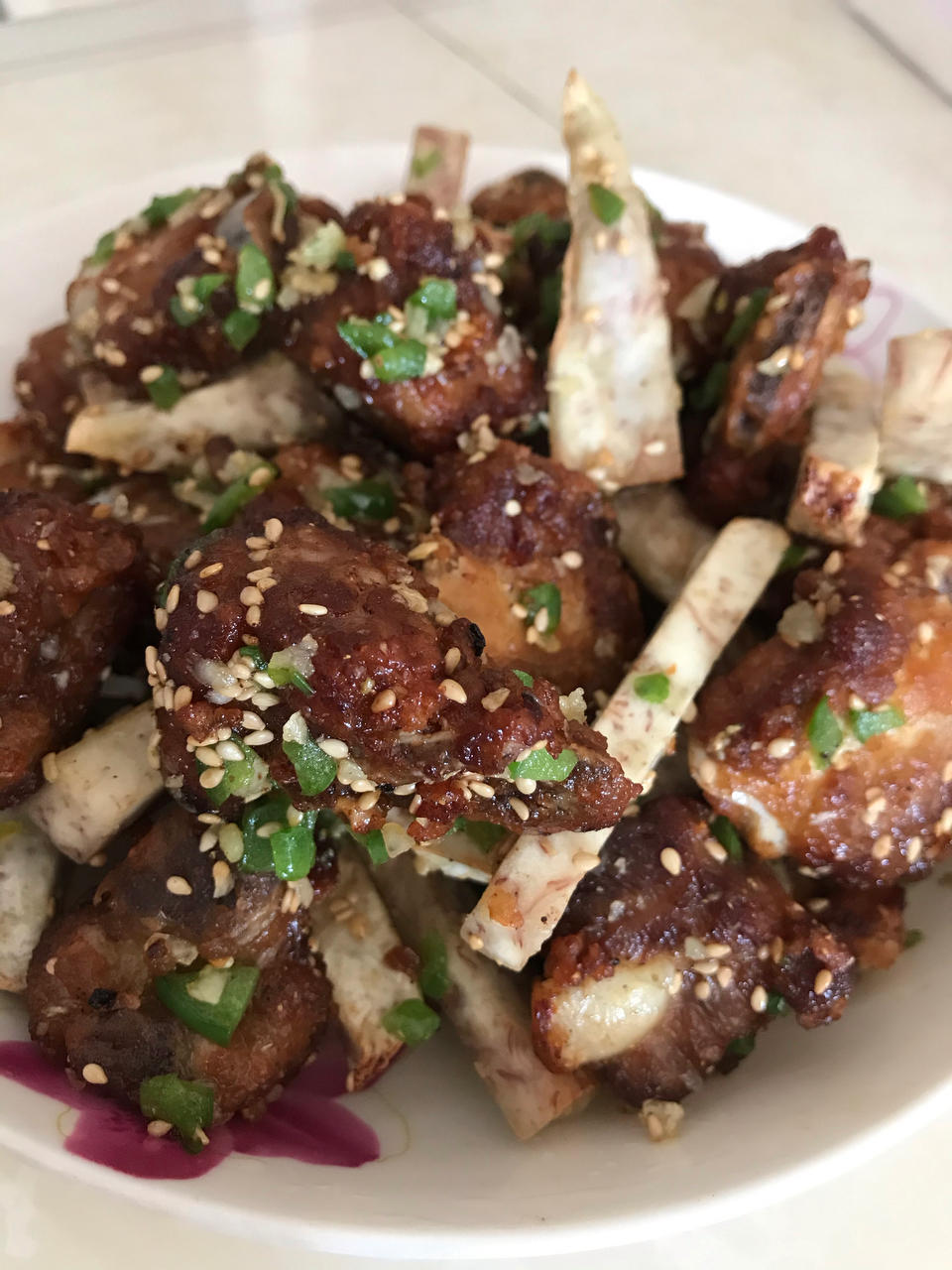 完美复刻中餐厅38块钱一份的椒盐排骨，骨香肉烂，好吃到吮手指