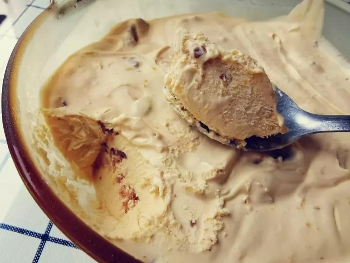 比哈根达斯还好吃的冰激凌（蛋黄是熟的，可以放心吃）