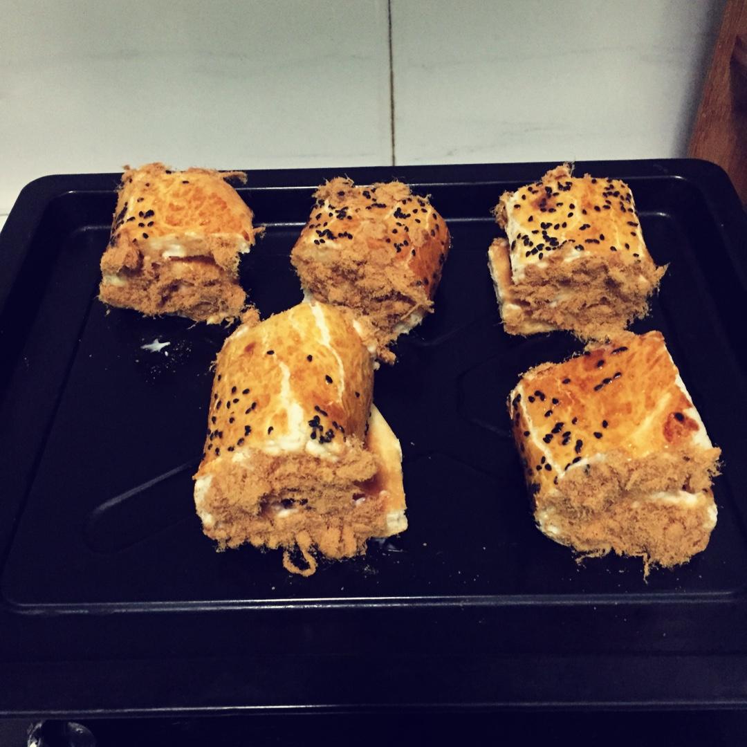 肉松面包卷