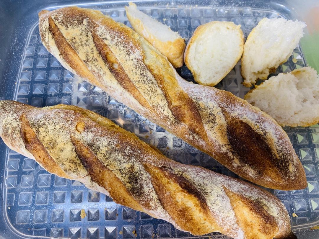香脆健康的全麦法棍Whole Wheat Baguette