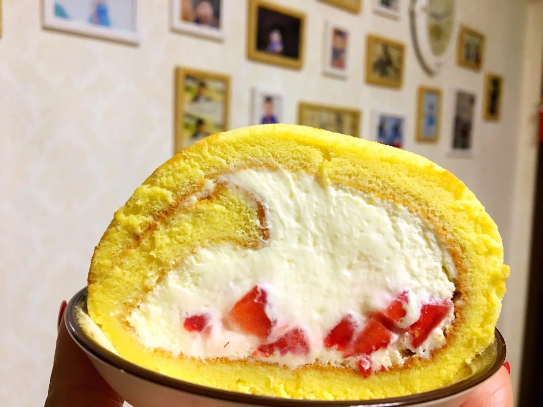 《Tinrry下午茶》教你做基础原味蛋糕卷