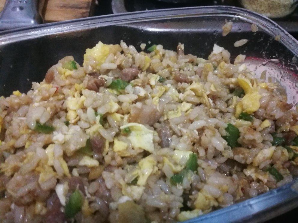 青椒肉丝蛋炒饭