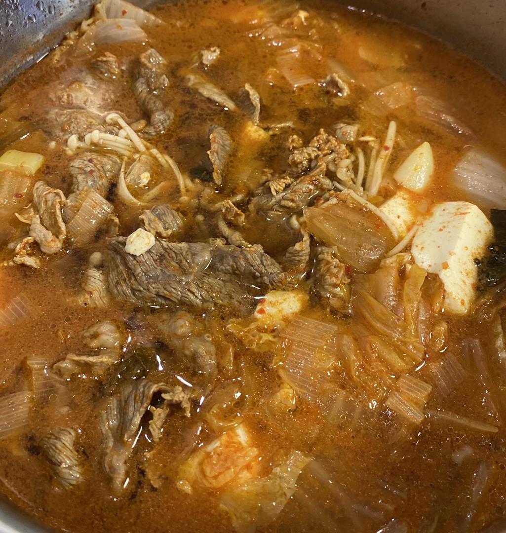 不用煎五花肉.简单快手的韩式泡菜肥牛汤教程.不看后悔系列