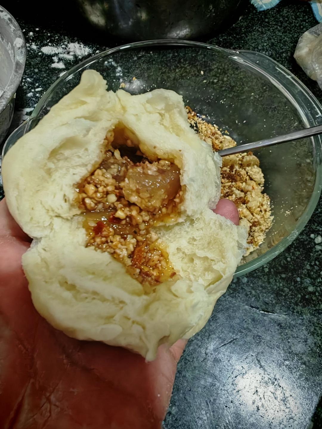 冰肉包里的冰肉（水晶包）