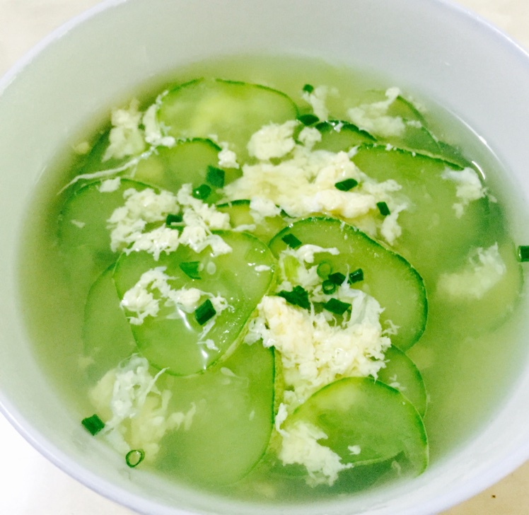 sulkyo做的黄瓜蛋花汤